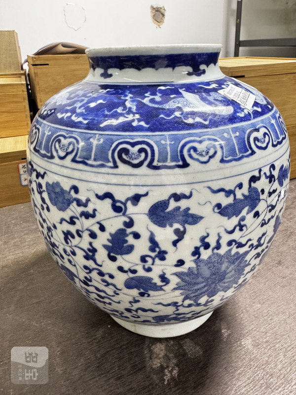 清 青花缠枝莲纹罐 - 图4